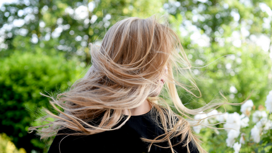 Gesundes und glänzendes Haar - unsere Top 5 Tipps