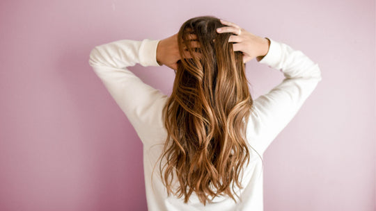 Gesunder Haarwuchs: Pflegetipps für kräftige und glänzende Haare